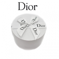 Коробка Dior круглая