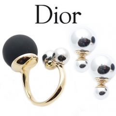 Комплект в стиле Dior серебристый и черный