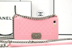 Чехол Chanel Boy для iPhone 5 розовый