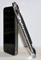 Бампер металлический со стразами для iPhone 5S серебряный