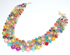 Крупное жемчужное ожерелье цветное