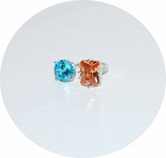 Кольцо на фалангу с голубым и персиковым камнями
