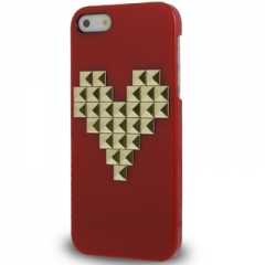 Чехол с клепками Сердце для iPhone 5S красный